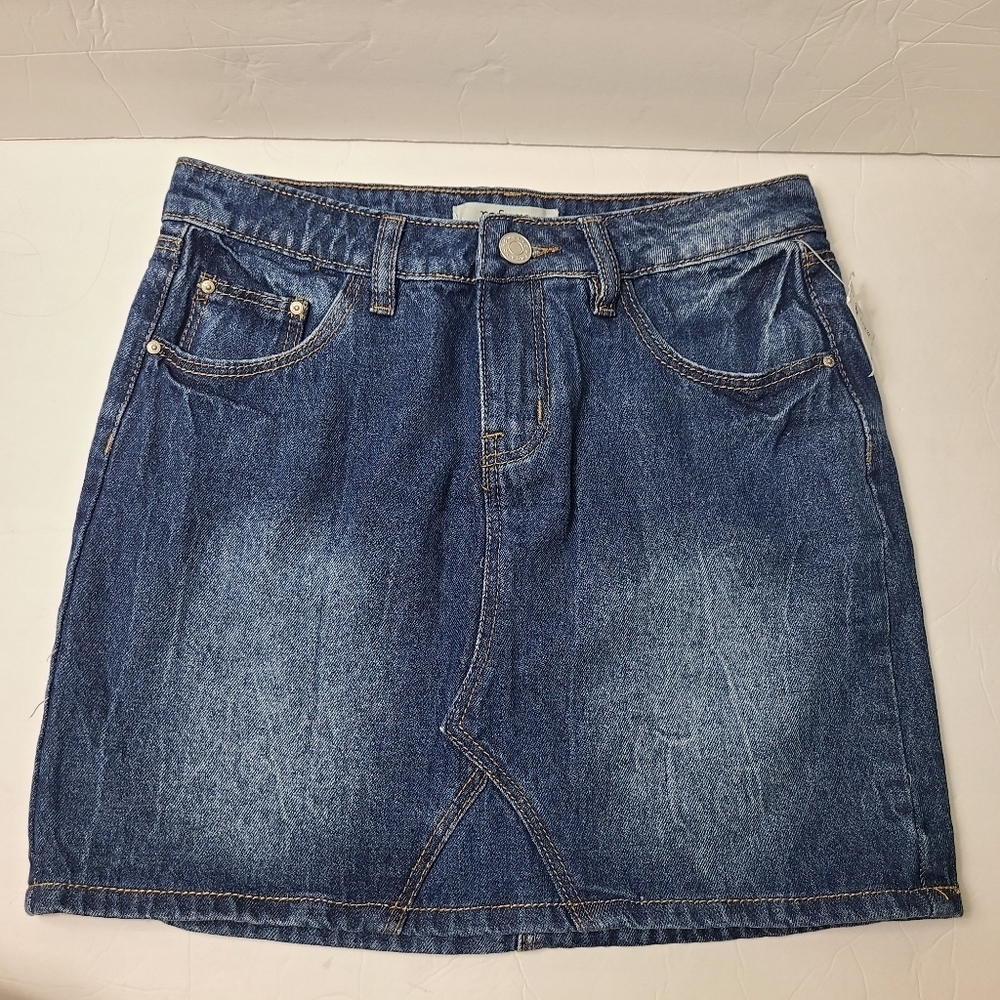 NWT REFUGE distressed jean skirt